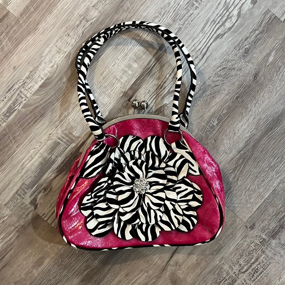 Zebra print & pink purse!